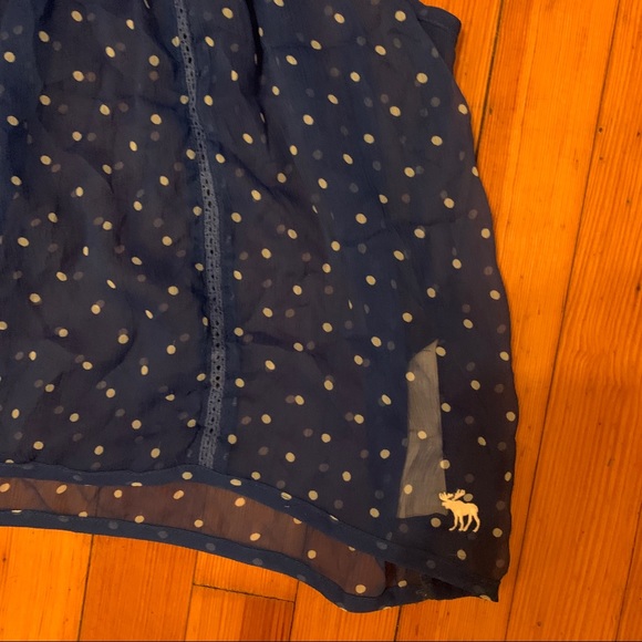 Blue Polka Dot Sheer Blouse w/ Peter Pan Collar - Picture 4 of 9